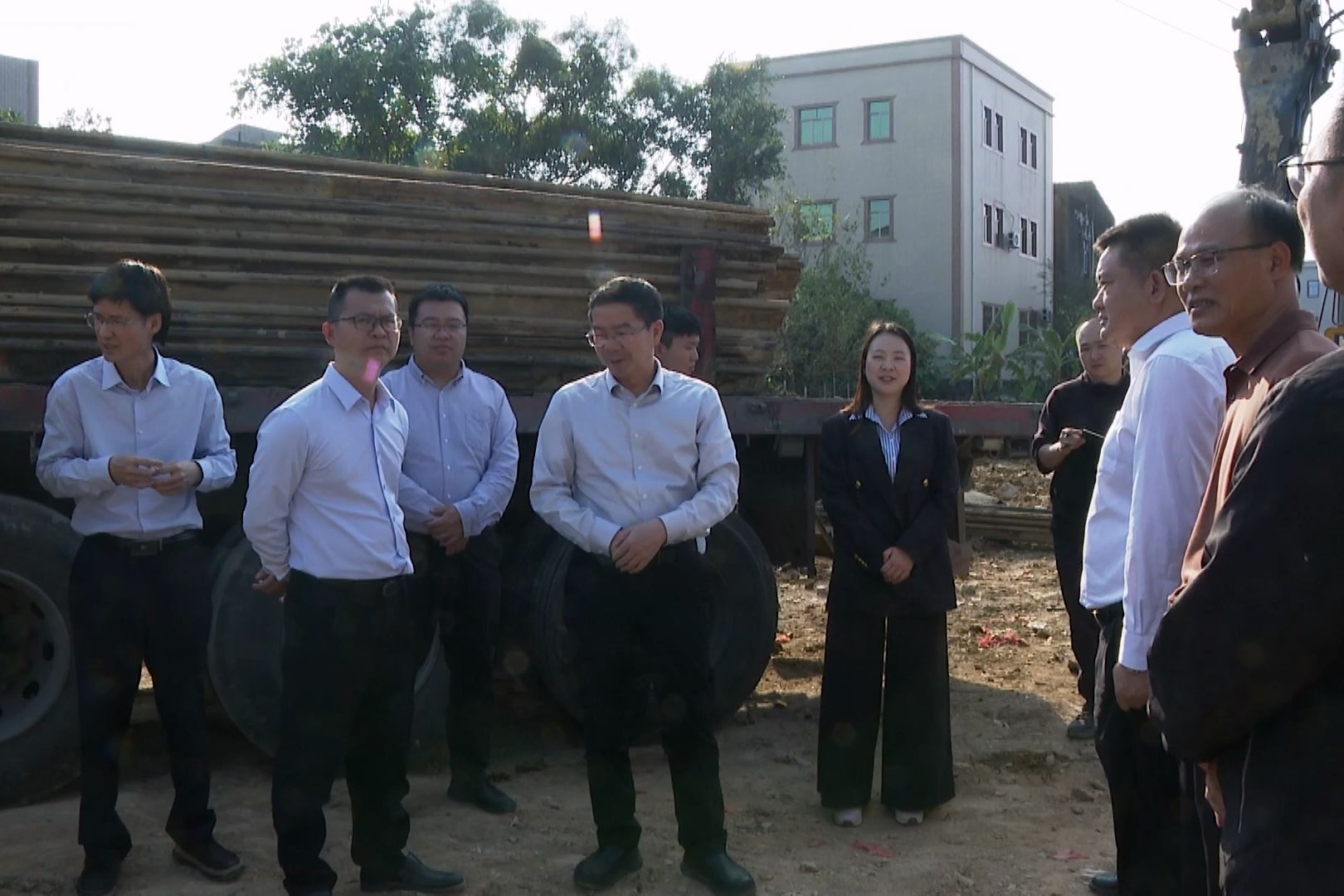 汕尾市人大常委會領導到陸豐開展農(nóng)村生活污水治理監(jiān)督檢查